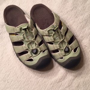 KEEN WATERPROOF OPEN BACK Sandal